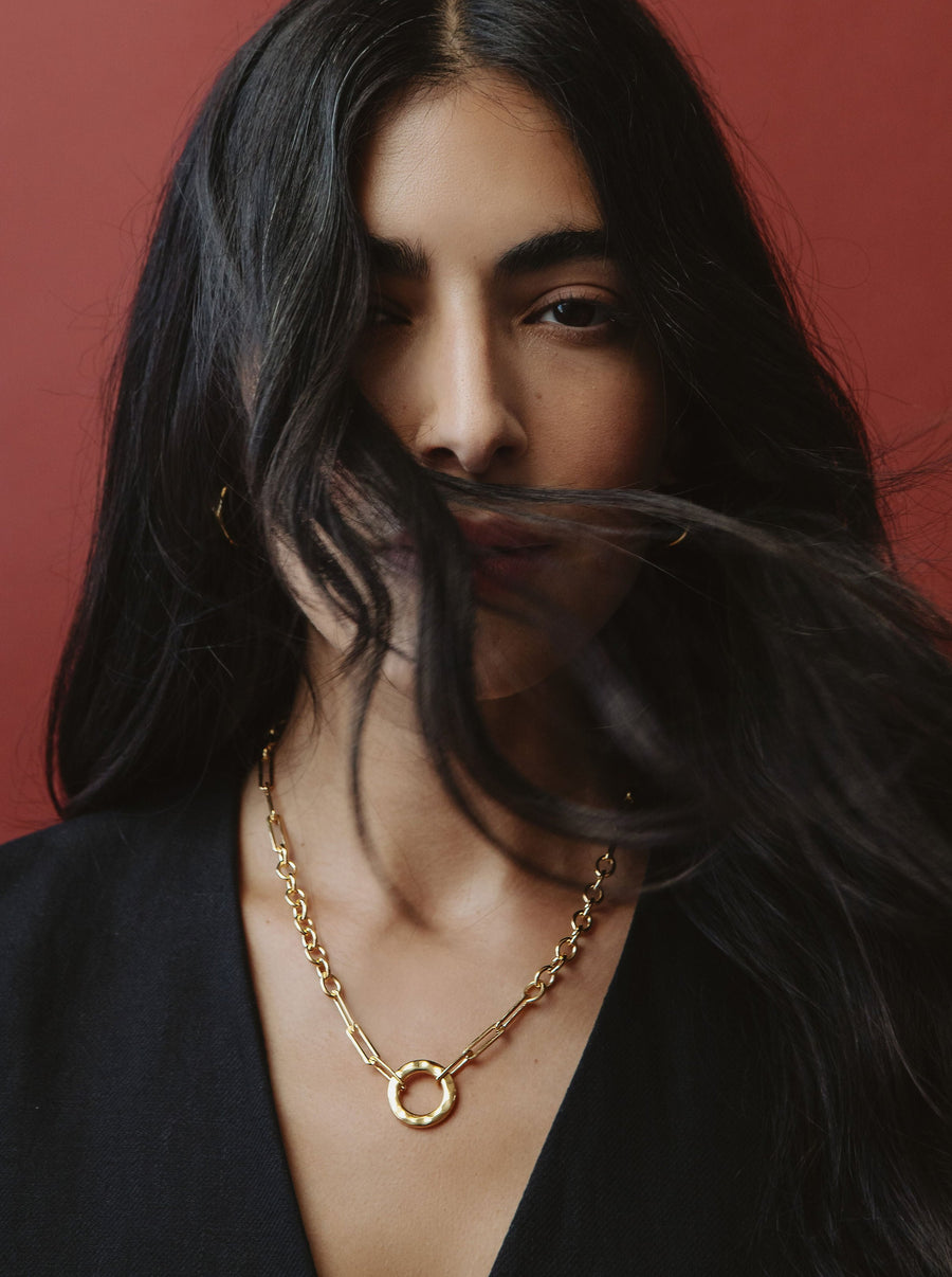 Wavy Open O Chain Necklace - Gold