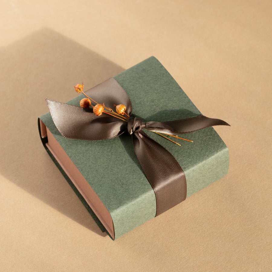 How-To: Fabric-Wrapped Gifts | Make: